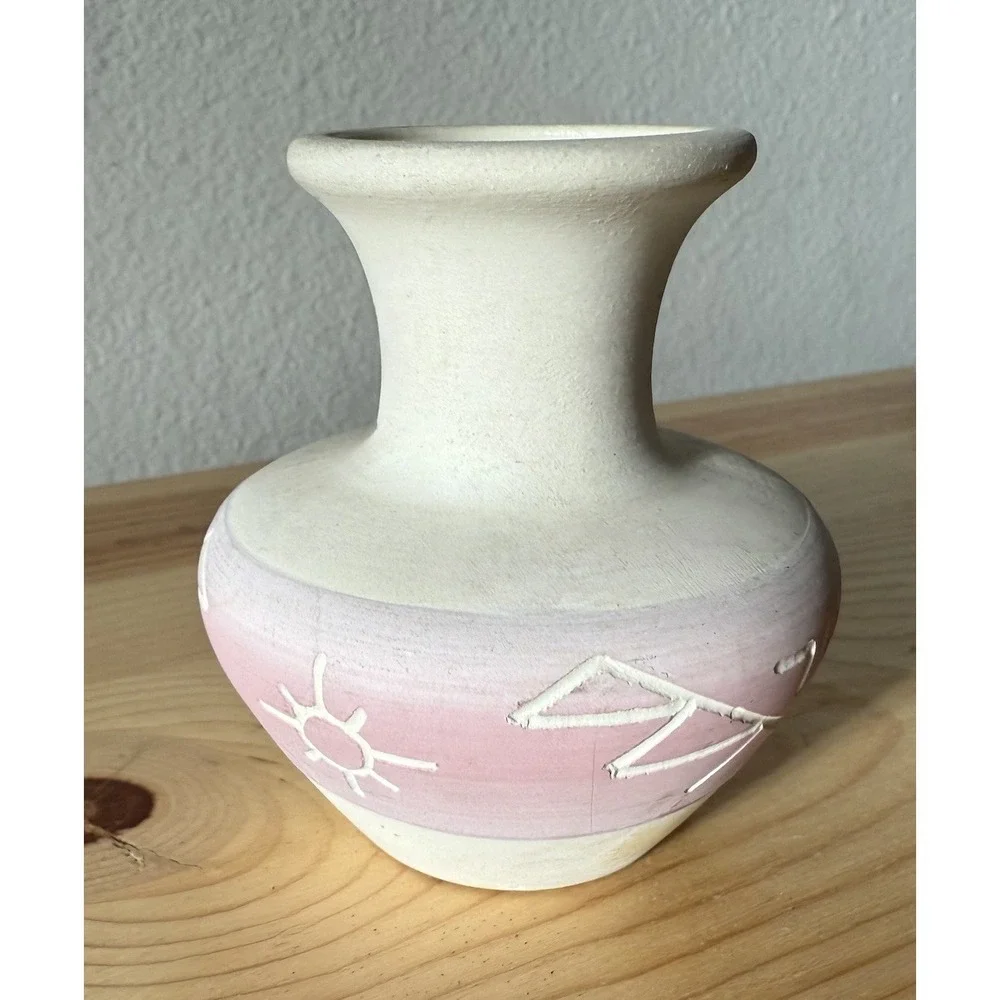 Vintage Native Sioux Pottery 3.5